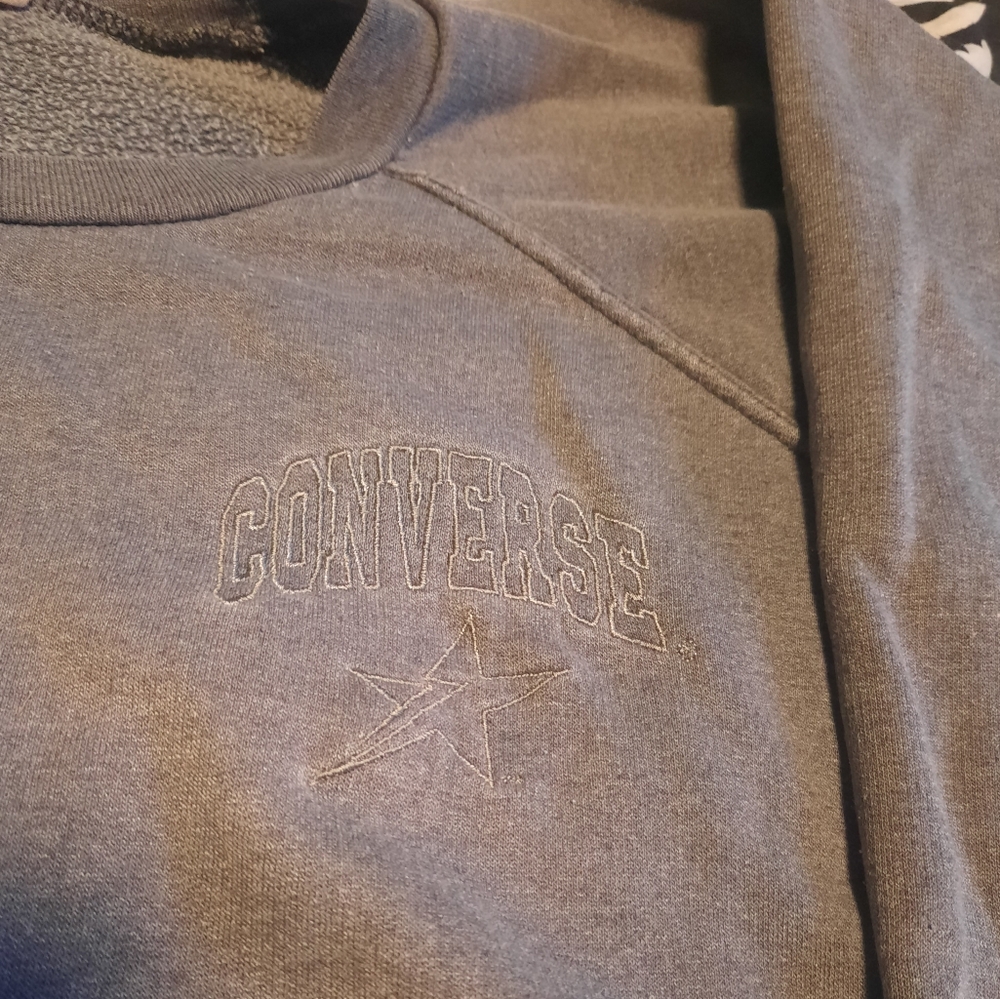Converse crewneck sweater